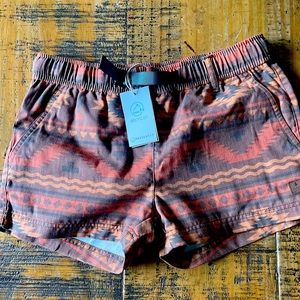 NWT PASSENGER SHORTS size small